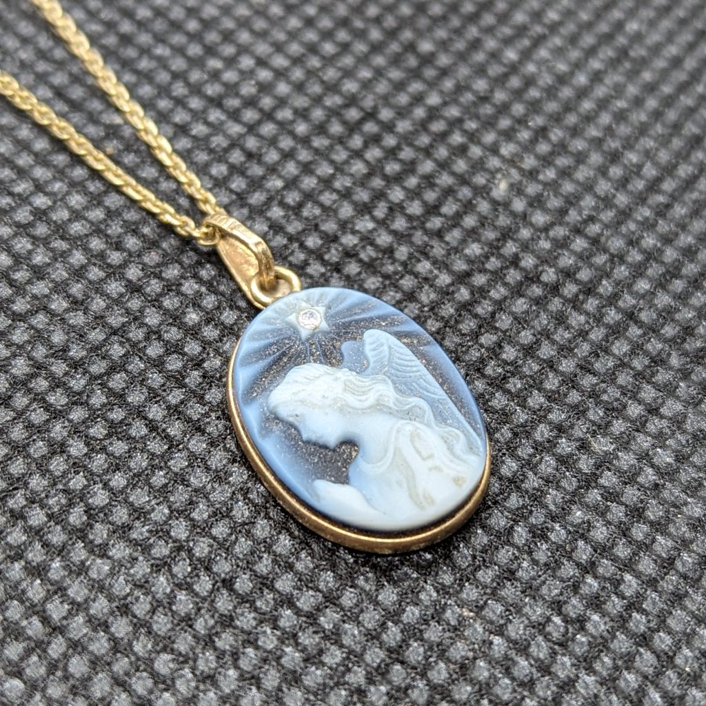 10k Gold And Genuine Cameo With Diamond Accent Necklace With Matching Gold Chain